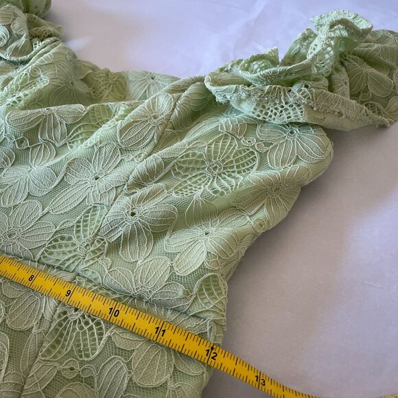 Selfie Leslie Verona Off-Shoulder Lace Overlay Mini Dress Apple Sz S - Picture 8 of 13
